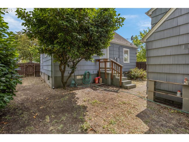 1391 W 5 Th Ave, House other with 3 bedrooms, 1 bathrooms and 1 parking in Eugene OR | Image 24