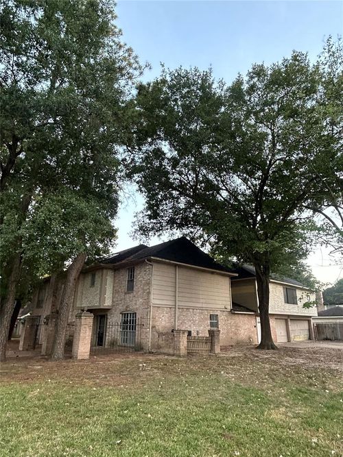 11819 Glenway Dr, Houston, TX, 77070-2720 | Card Image