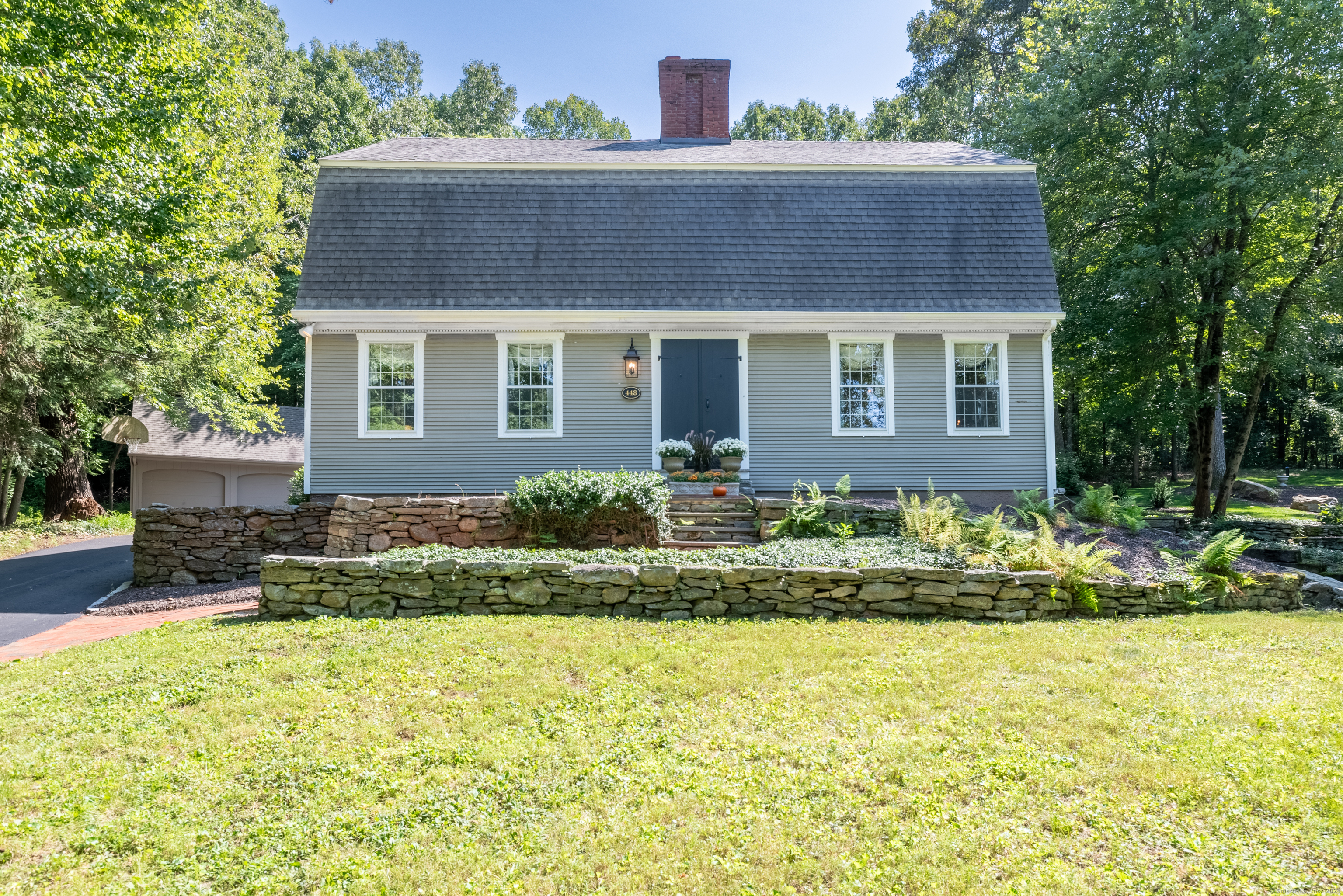 Weir St, Glastonbury, CT 06033