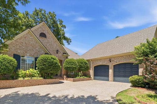 10211 Carnegie Club Dr, Collierville, TN, 38017-9000 | Card Image