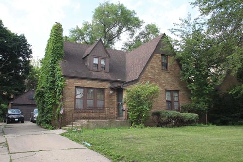2218 Benderwirt Ave, Rockford, IL, 61103-6016 | Card Image