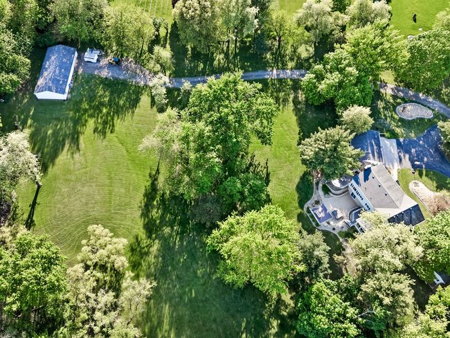 19423 Lakeside Ln, House other with 4 bedrooms, 4 bathrooms and 3 parking in Bloomington IL | Image 5