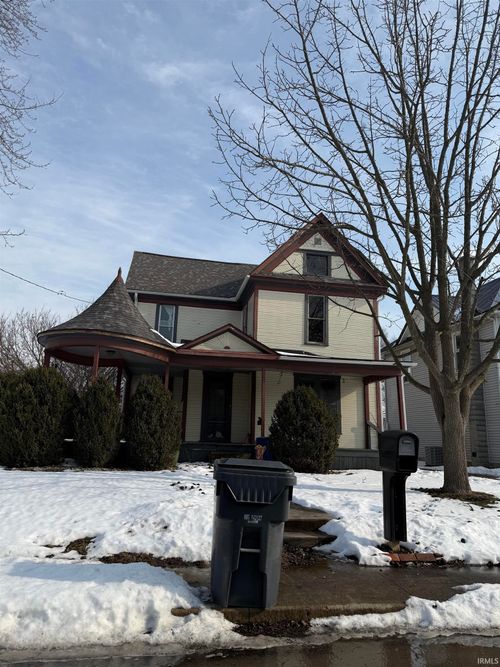 207 S Washington St, Montpelier, IN, 47359-1333 | Card Image