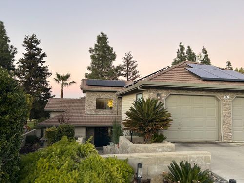 7071 W Saint Andrews Ln, Tracy, CA, 95377-8891 | Card Image