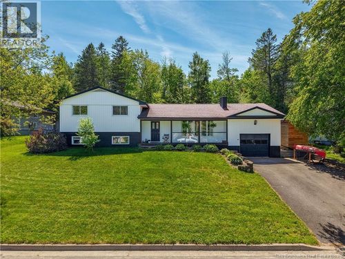 170 Oxford St, Fredericton, NB, E3B2W5 | Card Image