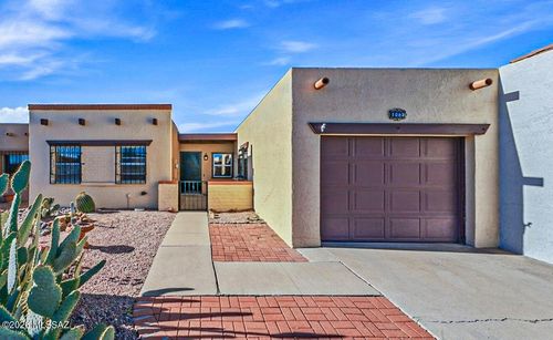 1085 W Camino Sagasta, Green Valley, AZ, 85622-4536 | Card Image