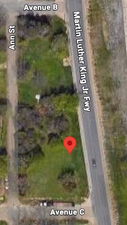 2105 Avenue C, Fort Worth, TX, 76104 | Card Image