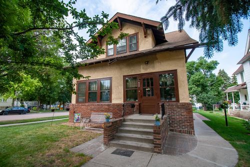 622 S Union Ave, Fergus Falls, MN, 56537-2711 | Card Image