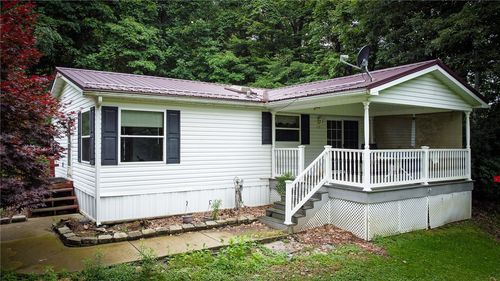 150 Peaceful Valley Rd, West Sunbury, PA, 16061-1516 | Card Image