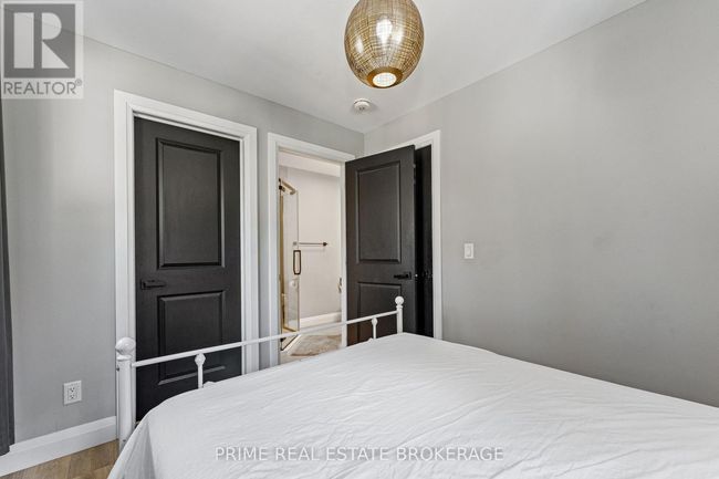 14 Warwick Ave, House other with 3 bedrooms, 2 bathrooms and 3 parking in Grand Bend ON | Image 26