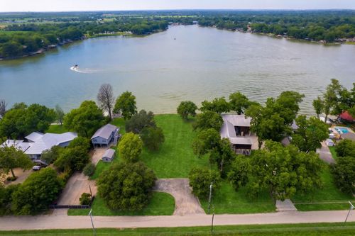 148 Isle Of View Dr, Mcqueeney, TX, 78123-3544 | Card Image