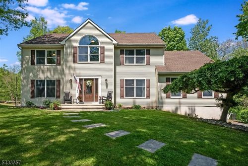 1 Waters Edge, Sparta, NJ, 07871-3850 | Card Image