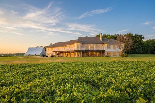 N8391 County Road M, New Lisbon, WI, 53950-9111 | Card Image
