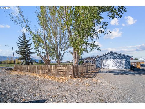 1180 H St, BakerCity, OR, 97814 | Card Image