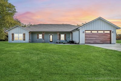 586 Adair Estates Circle, House other with 3 bedrooms, 2 bathrooms and null parking in Adair OK | Image 1