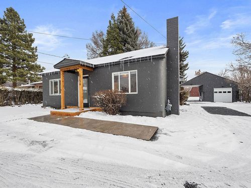 4756 Shasta Way, Klamath Falls, OR, 97603-4951 | Card Image