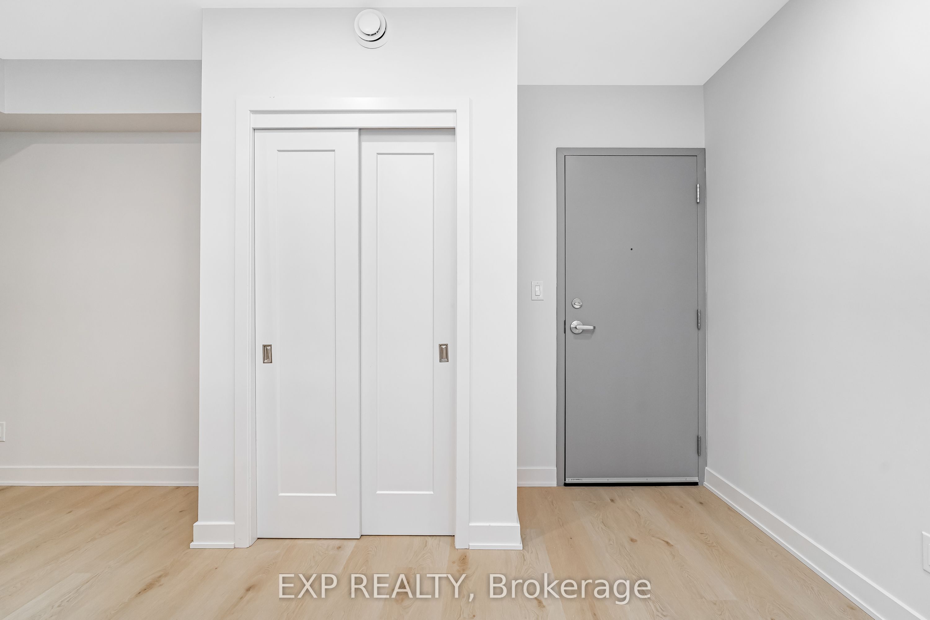 Residential Lease in Carlington - Central Park 3