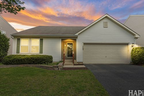 769 Beethoven St, Volo, IL, 60073-5932 | Card Image