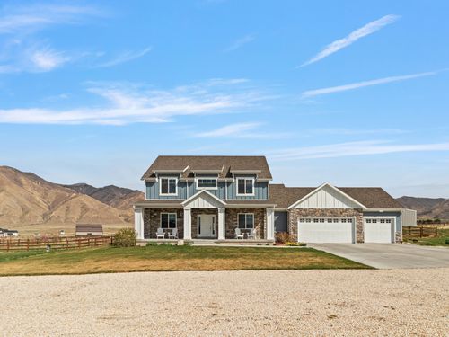 2558 Mountain Glen Rd, Erda, UT, 84074-3335 | Card Image