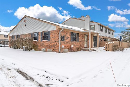 apt-27-1891 Vine Way Dr, Canton, MI, 48188-1851 | Card Image