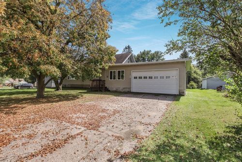 200 Soo Ave W, Almena, WI, 54805-7005 | Card Image