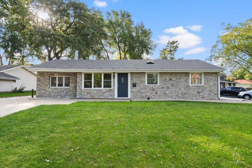 1831 Wedgewood Ln, Schaumburg, IL, 60193-1140 | Card Image