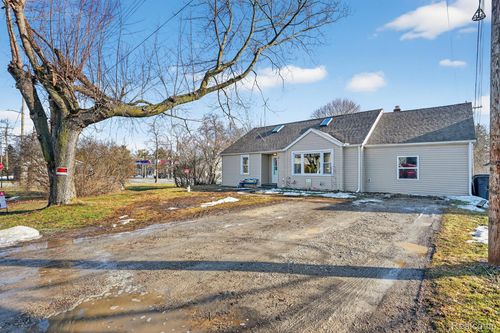 6015 Jeddo Rd, Grant Township, MI, 48032-1208 | Card Image