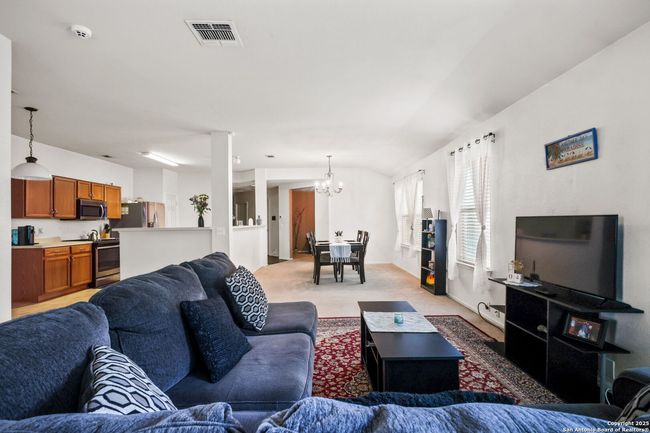 3438 Kodiak Diamond, House other with 3 bedrooms, 2 bathrooms and null parking in San Antonio TX | Image 9