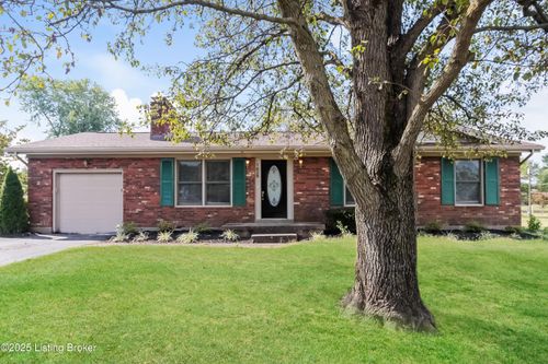 1628 Greenland Park Cir, Shelbyville, KY, 40065-8853 | Card Image