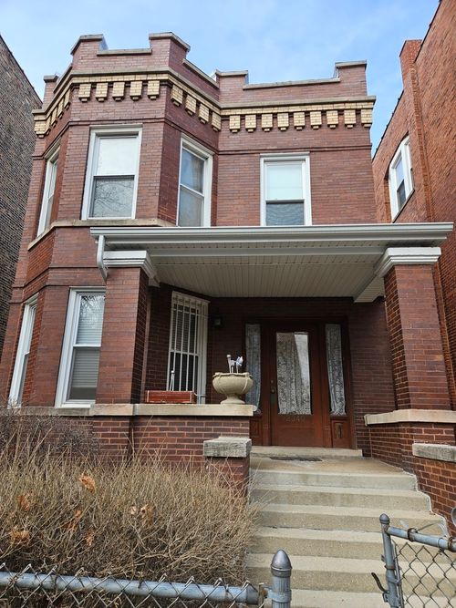 2r-2340 W Thomas St, CHICAGO, IL, 60622-3543 | Card Image