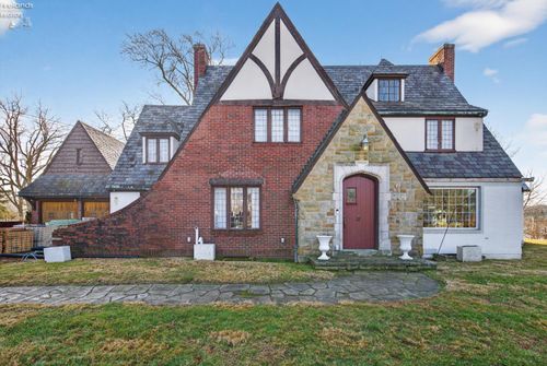 1831 Port Clinton Rd, Fremont, OH, 43420-1313 | Card Image