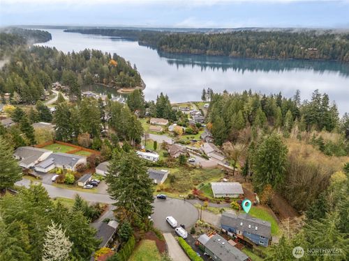 110 E Sea Breeze Dr, Grapeview, WA, 98546-9403 | Card Image