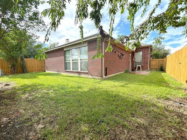 21 Palm Desert Dr, House other with 4 bedrooms, 2 bathrooms and null parking in Manvel TX | Image 6