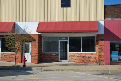 525 W Coates St, MOBERLY, MO, 65270-1503 | Card Image