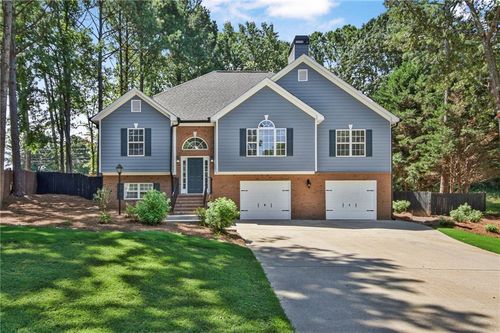 2425 River Place Xing, Douglasville, GA, 30135-3086 | Card Image