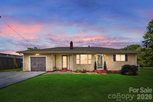 7820 Cagle Dr, Mint Hill, NC, 28227-9743 | Card Image