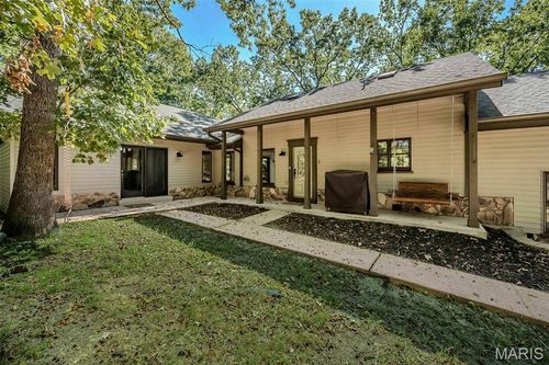 1302 Bear Canyon Rd, Wildwood, MO, 63021-8601 | Card Image