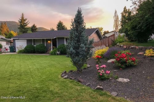 841 S Rainbow Rd, Coeur D Alene, ID, 83814-9770 | Card Image