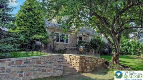 1217 Stanley Ave, Fountain Hill, PA, 18015-4018 | Card Image