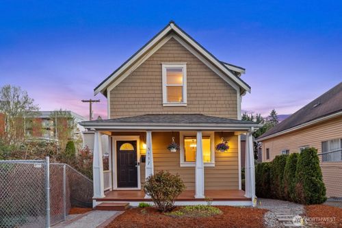 3557 S Hudson St, Seattle, WA, 98118-1917 | Card Image