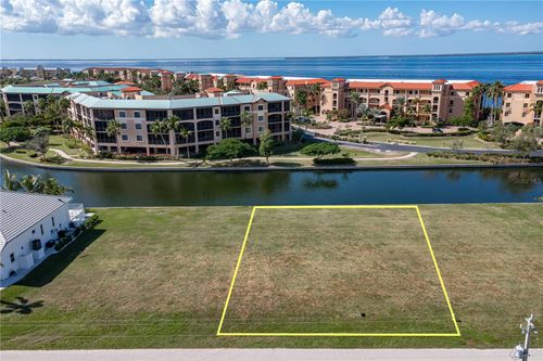 83 Colony Point Dr, PUNTA GORDA, FL, 33950-5027 | Card Image
