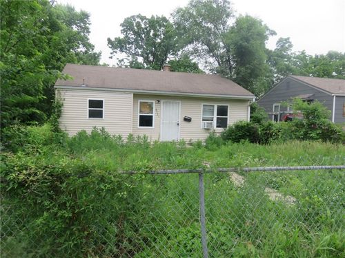 8321 Olive Street, Kansas City, MO, 64132 | Card Image