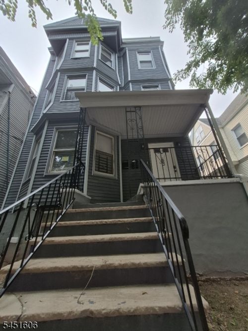 63 S 7th St, Newark, NJ, 07107-2056 | Card Image