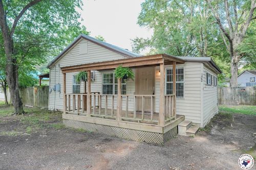 122 Arnold Ln, Hooks, TX, 75561 | Card Image