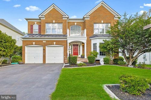 25710 S Village Dr, CHANTILLY, VA, 20152-6338 | Card Image