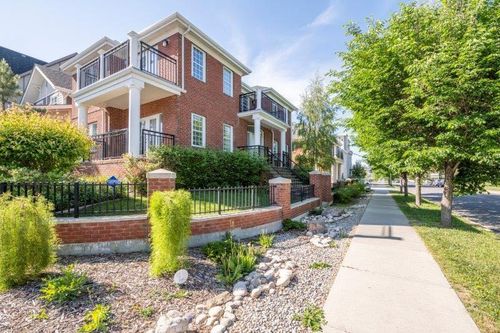 1 Murmansk Way Sw, Calgary, AB, T3E7A8 | Card Image
