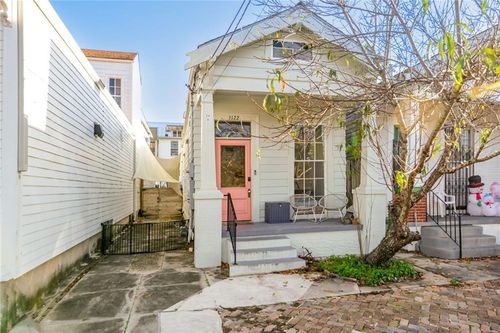 3122 Laurel Street, New Orleans, LA, 70115 | Card Image