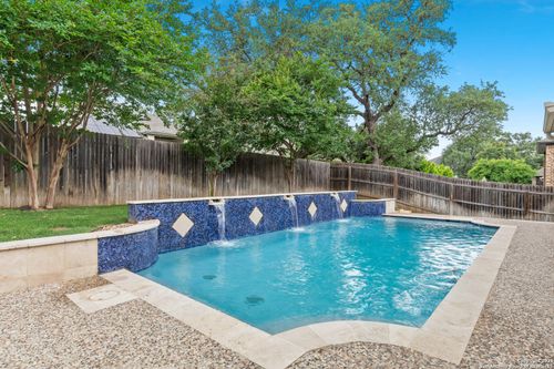 9015 Graford Rdg, Fair Oaks Ranch, TX, 78015-0008 | Card Image