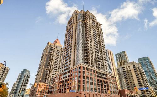 {{alt}} | Card Image