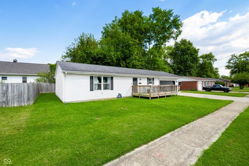 661 Smith St, Columbus, IN, 47201-6573 | Card Image